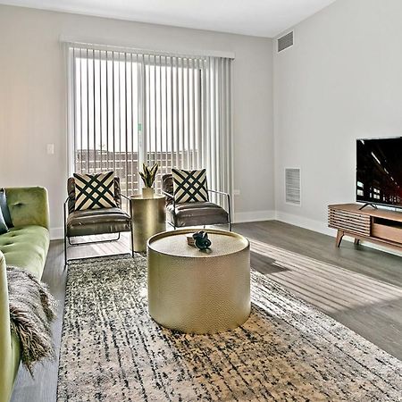 Bright & Comfortable Oakbrook 2Br Apt Free Parking - Ob 1 Apartment Oakbrook Terrace Exterior photo