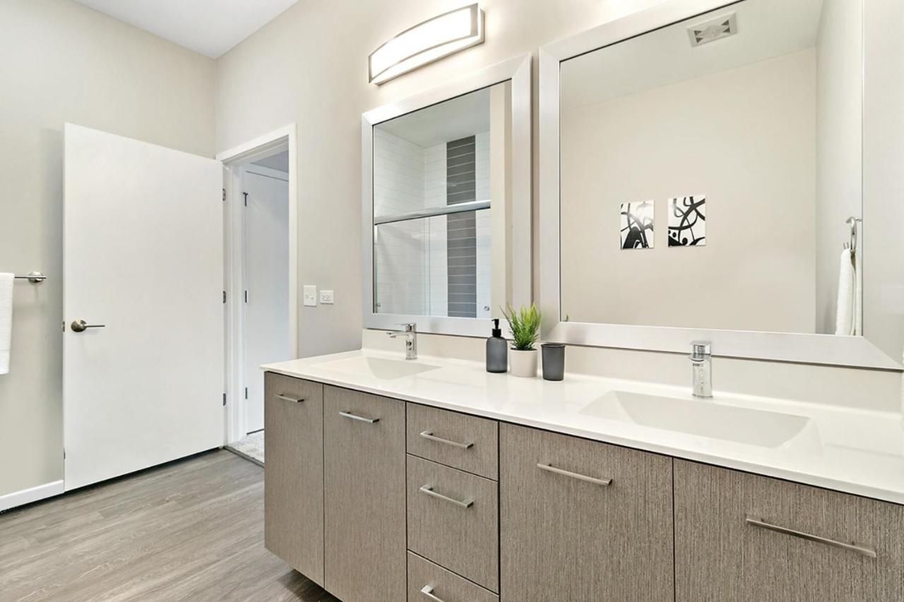 Bright & Comfortable Oakbrook 2Br Apt Free Parking - Ob 1 Apartment Oakbrook Terrace Exterior photo